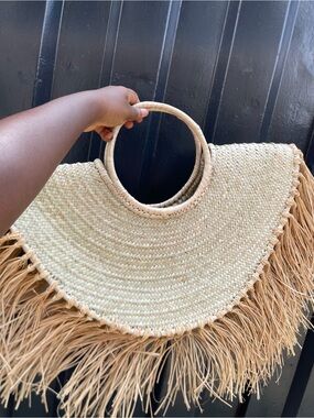 Handwoven Raffia Fringe Circle-Handle Straw Tote - Beige